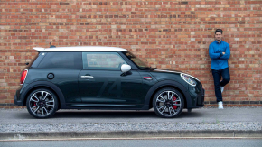 Mini Cooper ฉลองครบรอบ 60 ปีด้วยการปล่อยรุ่นพิเศษออกมา